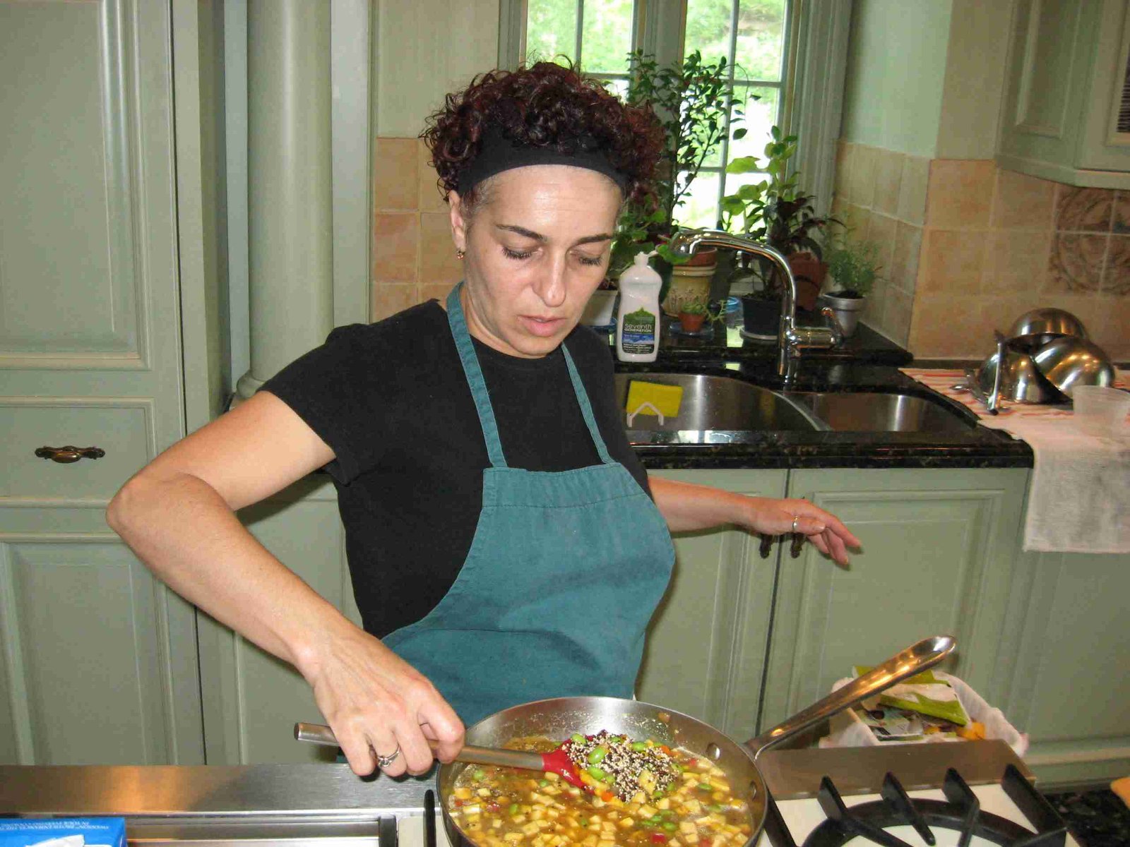 Is should find it preparing meals