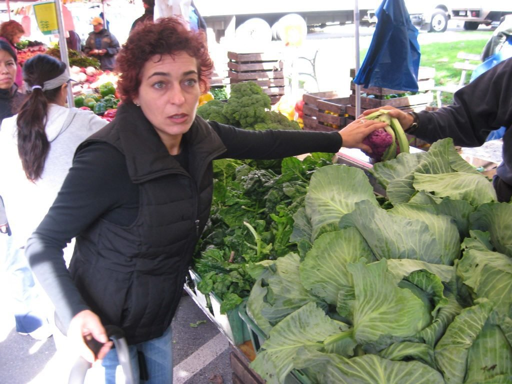 Positive Relationships with Local Vendors Tips for shopping at the Farmers Market