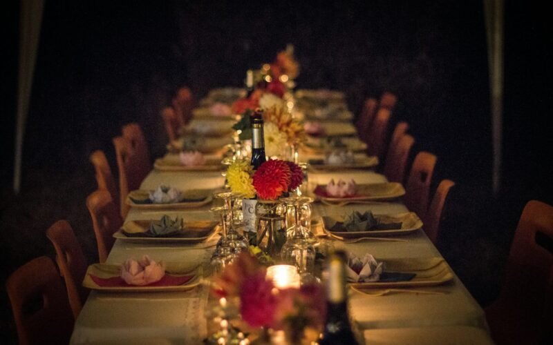 How Personal Chefs Can Profit from Micro Weddings